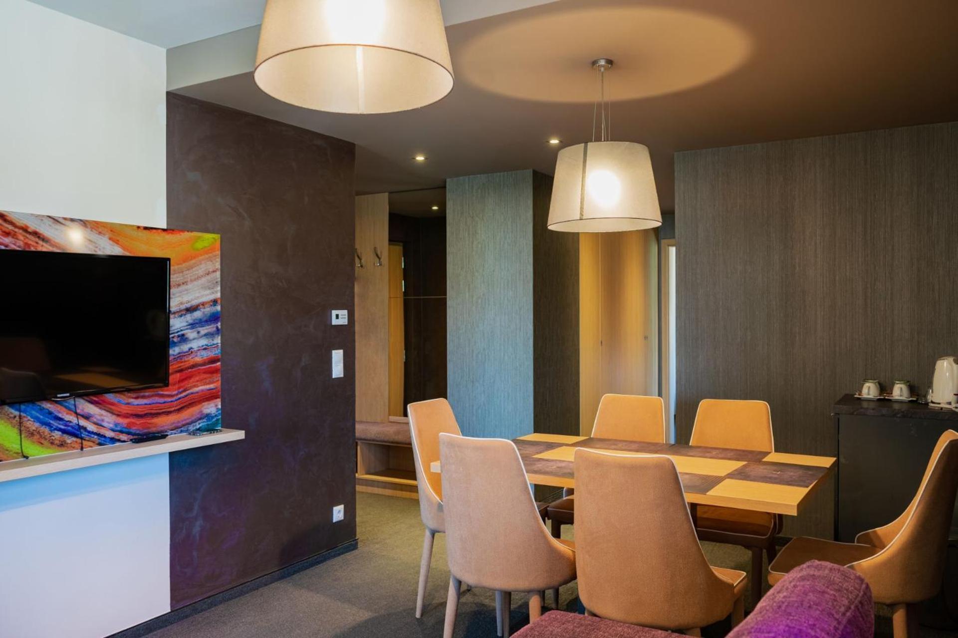 Onyx Luxury Aparthotel Sárvár Buitenkant foto