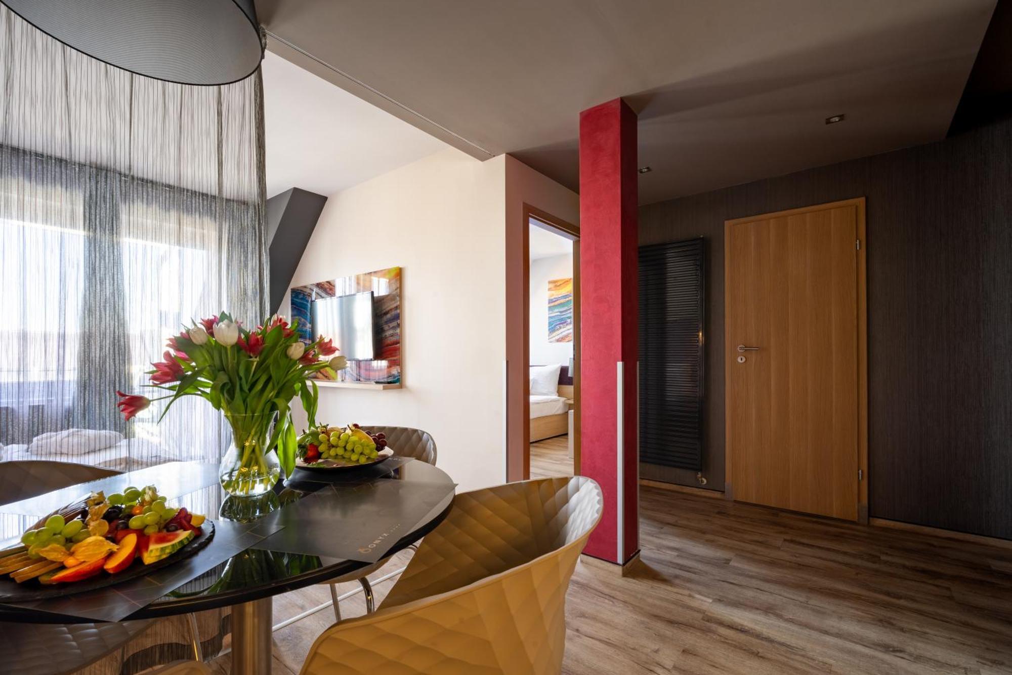 Onyx Luxury Aparthotel Sárvár Buitenkant foto