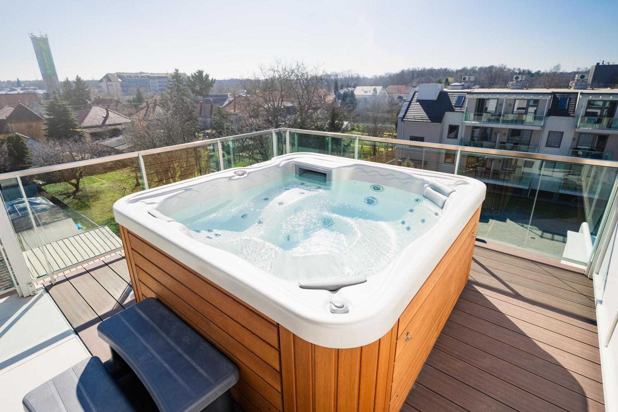 Onyx Luxury Aparthotel Sárvár Buitenkant foto